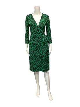 Diane VonFurstenburg Women's Dress Green Graphic Vintage Wrap Size: 8
